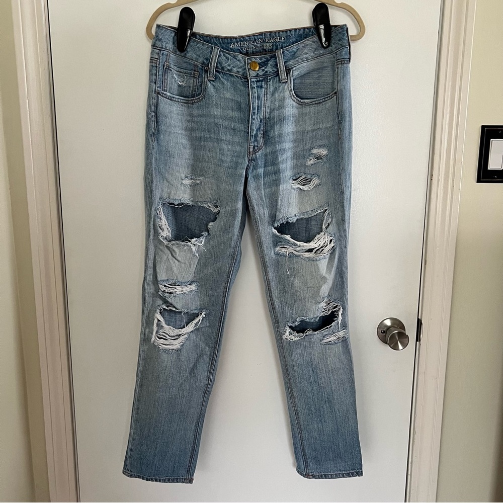 American Eagle Tom Girl Ripped Jeans